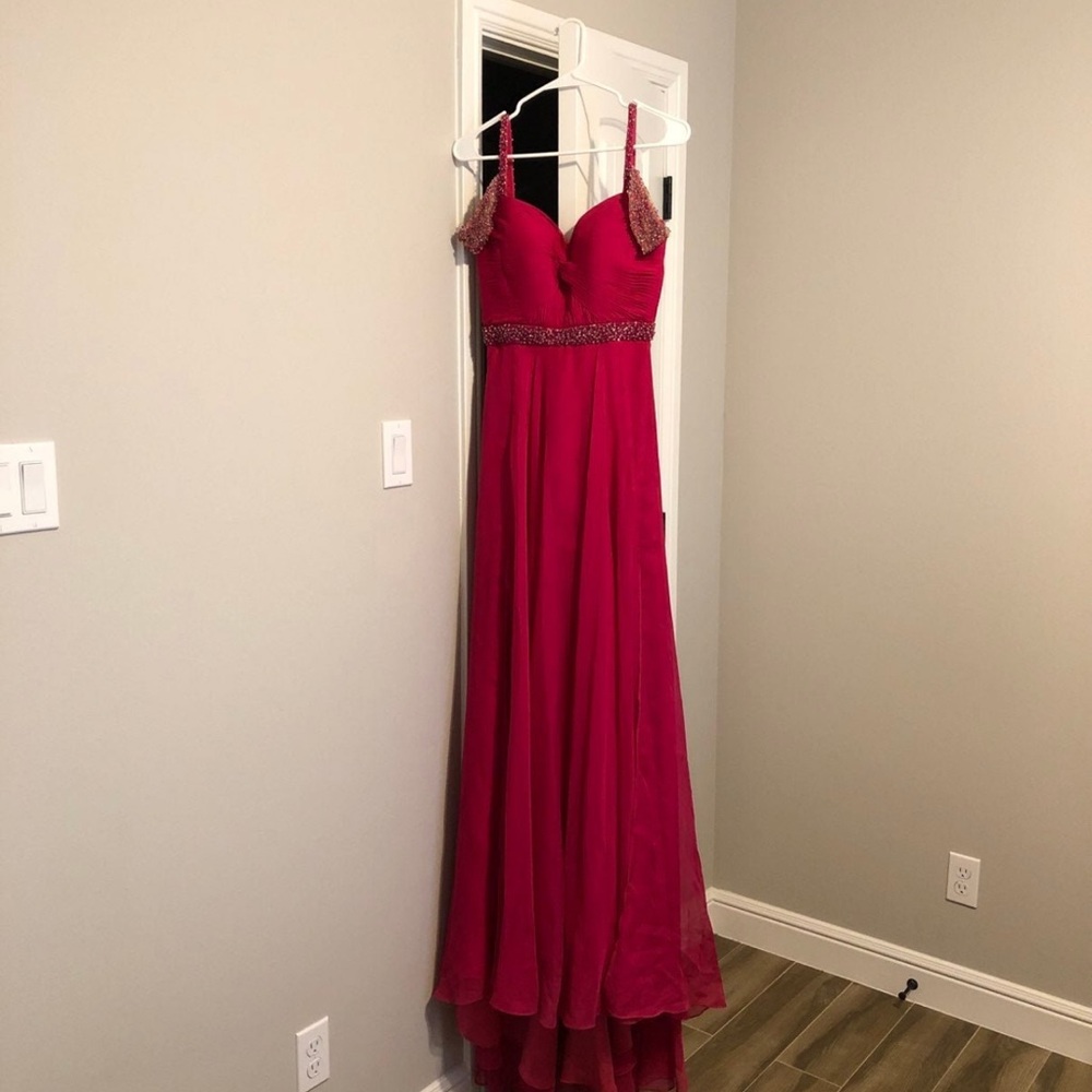 Beautiful Sherri Hill inspired gown